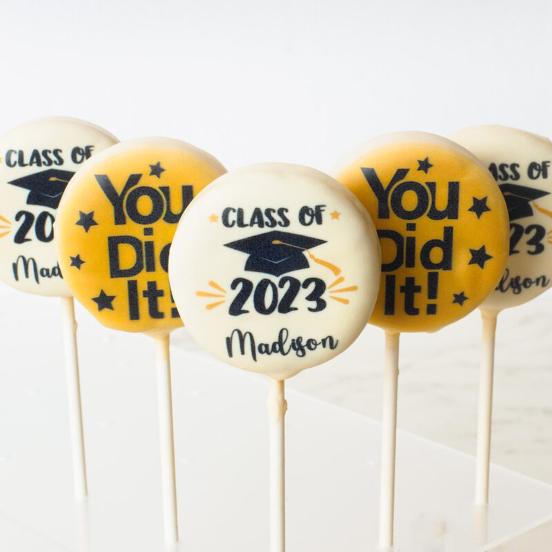 2023 Graduation Cake Pops